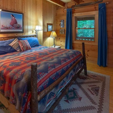 הוילה Whittier Creekside Bunkhouse מראה חיצוני תמונה